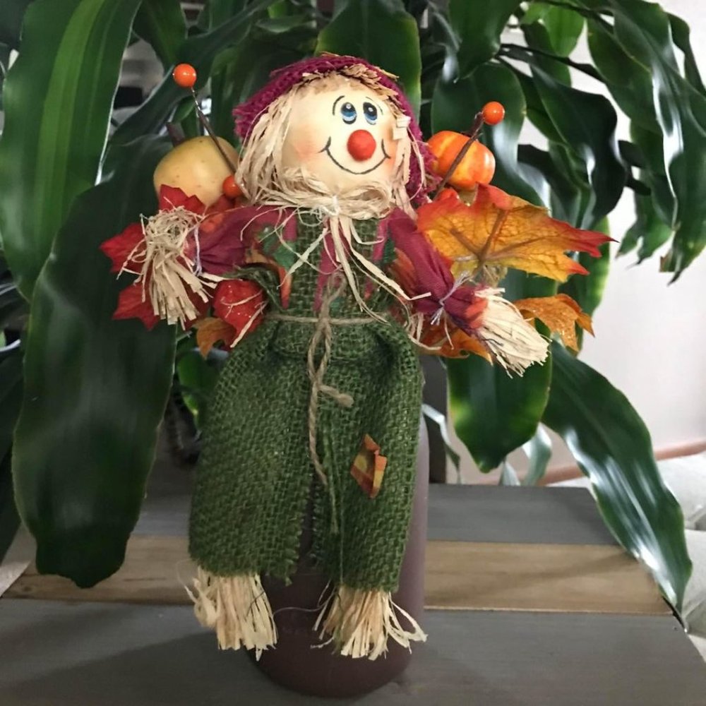 New 13" Handmade Fall Scarecrow Arrangement (Version 5)